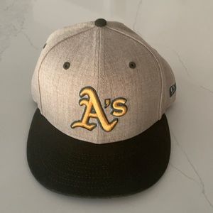Oakland A’s new era baseball hat. 7 1/8